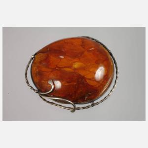 Drei Teile Bernsteinschmuck