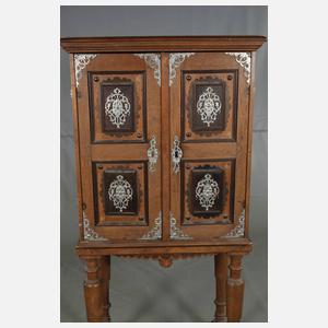 Höfischer Kabinettschrank König Frederik VIII.