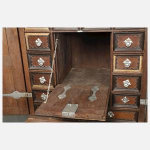 Höfischer Kabinettschrank König Frederik VIII.