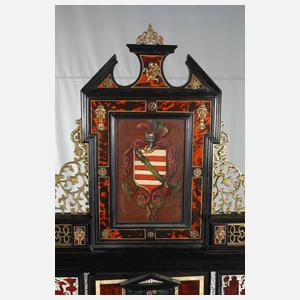 Feiner Kabinettschrank im Renaissancestil
