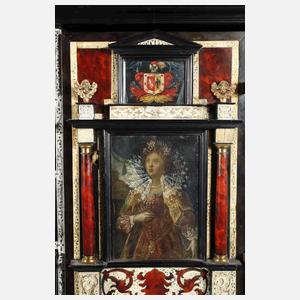 Feiner Kabinettschrank im Renaissancestil