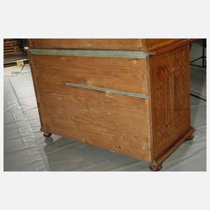 Klassizistischer Aufsatzsekretär