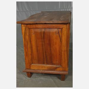 Klassizistische Kommode