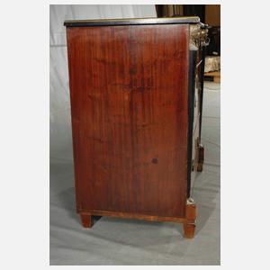 Kleine Empire-Kommode