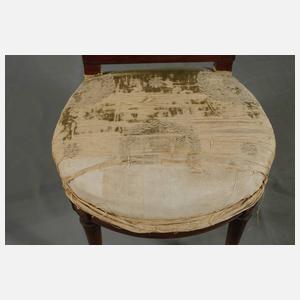 Paar klassizistische Stühle