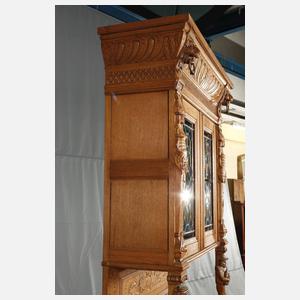 Aufsatzvitrine Historismus