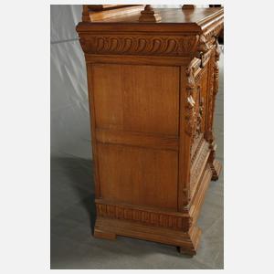 Aufsatzvitrine Historismus