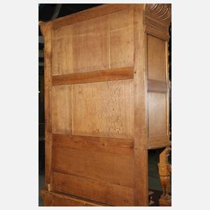 Aufsatzvitrine Historismus