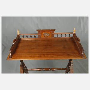 Kleiner Serviertisch