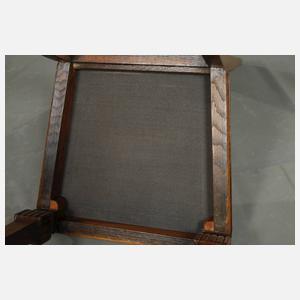 Kulissentisch und sechs Stühle