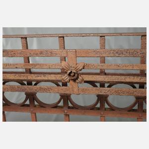 Große Balkonbrüstung Schmiedeeisen