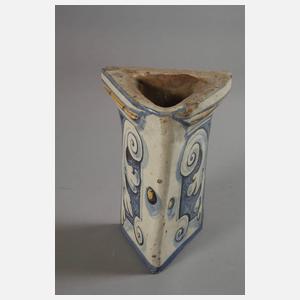 Zwei figürliche Ofenkacheln