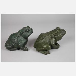 Zwei Frösche als Gartendekorationen