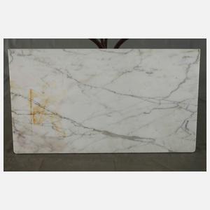 Gartentisch mit Marmorplatte