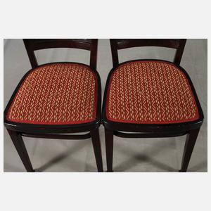 Vier Stühle J & J Kohn