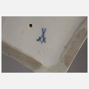 Meissen ”Pfefferfresser auf Sockel”