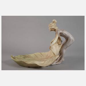 Böhmen große Blattschale mit Nymphe