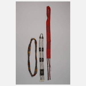 Posten Perlstickerei Schmuck