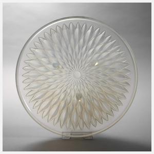 Opalglasschale Verlys attr.