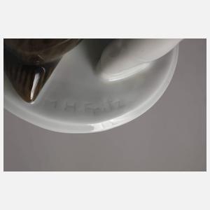 Rosenthal "Kind mit Königspinguin"