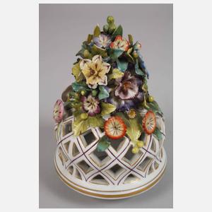 Prunkvolle Potpourrivase mit Sockel