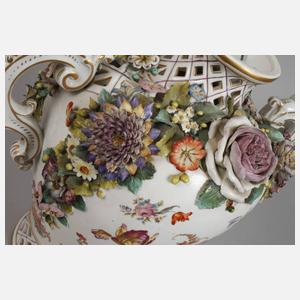 Prunkvolle Potpourrivase mit Sockel