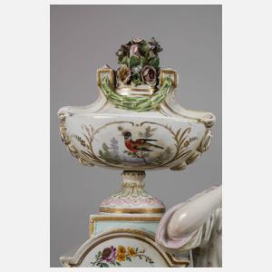 Frankreich Figurenpendule Allegorie der Baukunst