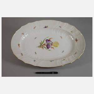 KPM Paar große Servierplatten Blumen und Insekten