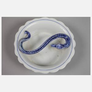 Schälchen mit figürlichem Mittelsteg