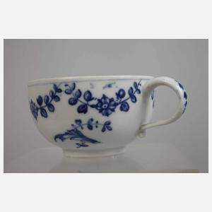 Meissen zwei Tassen mit Untertassen Blaumalerei