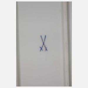 Meissen große Königskuchenplatte "Zwiebelmuster"