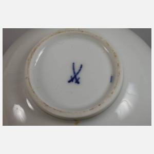 Meissen drei Deckeldosen und Vase Blumenmalerei