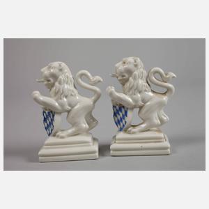 Nymphenburg Paar kleine "Löwen" als Wappenhalter