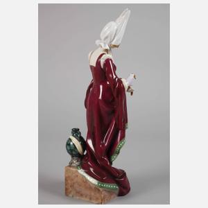 Edeldame mit Gürtel