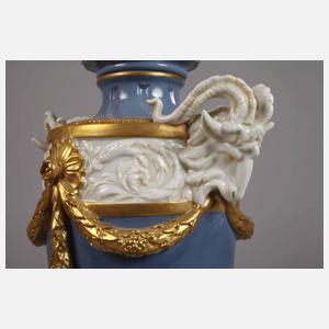 Deckelvase im Louis-XVI.-Stil