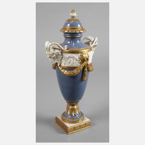 Deckelvase im Louis-XVI.-Stil