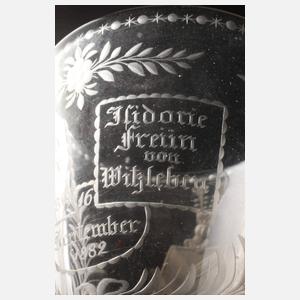 Großer Hochzeitspokal aus Adelsbesitz