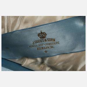 Zwölf Messerbänkchen