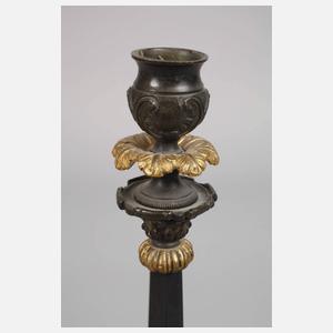 Paar klassizistische Kaminleuchter