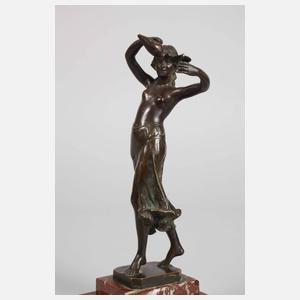 Tanzende Göttin Hebe