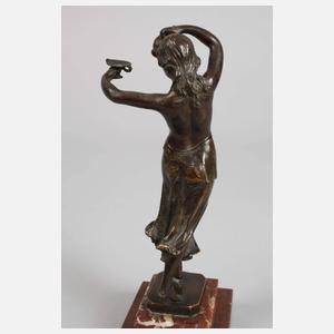 Tanzende Göttin Hebe