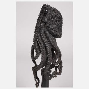 Figürliche Hornschnitzerei