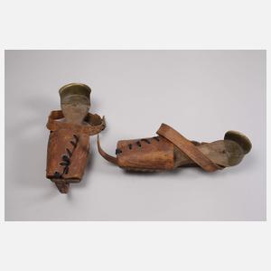 Fünf historische Schlittschuhe