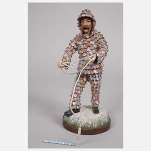 Zwei geschnitzte Maschkera-Figuren