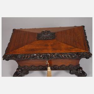 Geschnitzte Schatulle