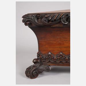 Geschnitzte Schatulle