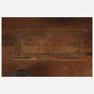 Automat unter Glassturz