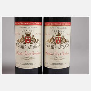 Vier Flaschen Rotwein