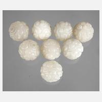 Geschnitzte Perlen111