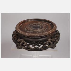 Konvolut geschnitzte Sockel